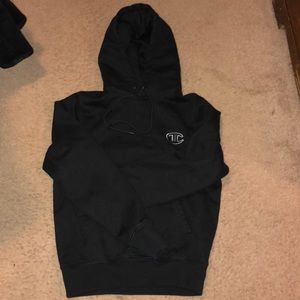 black champion hoodie